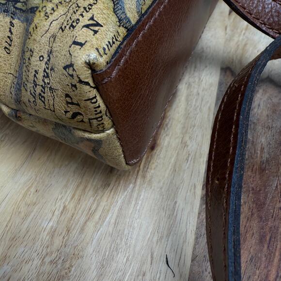 Patricia Nash Kirby Medium East West Leather Crossbody Map - Picture 8 of 15